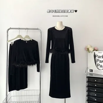 Есен Черно секси елегантен комплект, модерен обикновен дизайн, пола-козината е със средна дължина за крайградски пътувания, дамски комплекти
