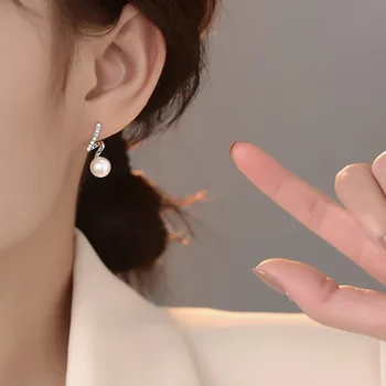 Корейски нежни обеци с перли и кристали за жени, луксозни обеци-карамфил с цирконии, сватбени украси, подаръци