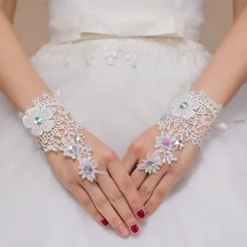 Къси Дантелени Сватбени ръкавици С кристали Дължина до китката, Аксесоари за парти и бала